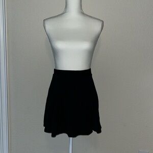 H&M Divided Black Skirt Size S